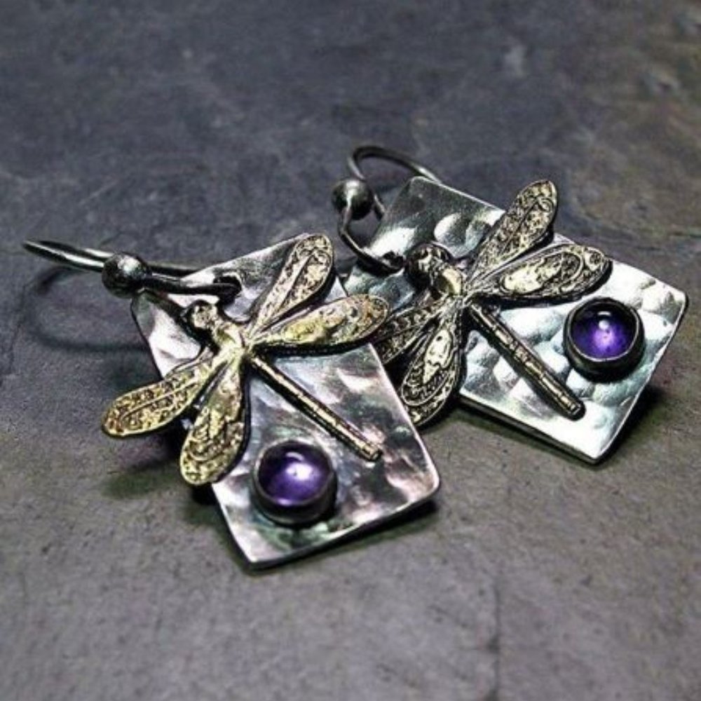 Silver Dangle Earrings with Dragonfly